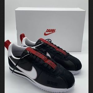 tde nike cortez